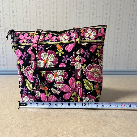Vera Bradley Purse - Picture 2 of 5
